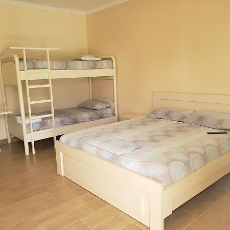 Fitimi Hotel *