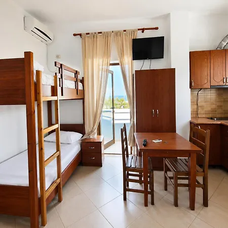 Fitimi Hotel *